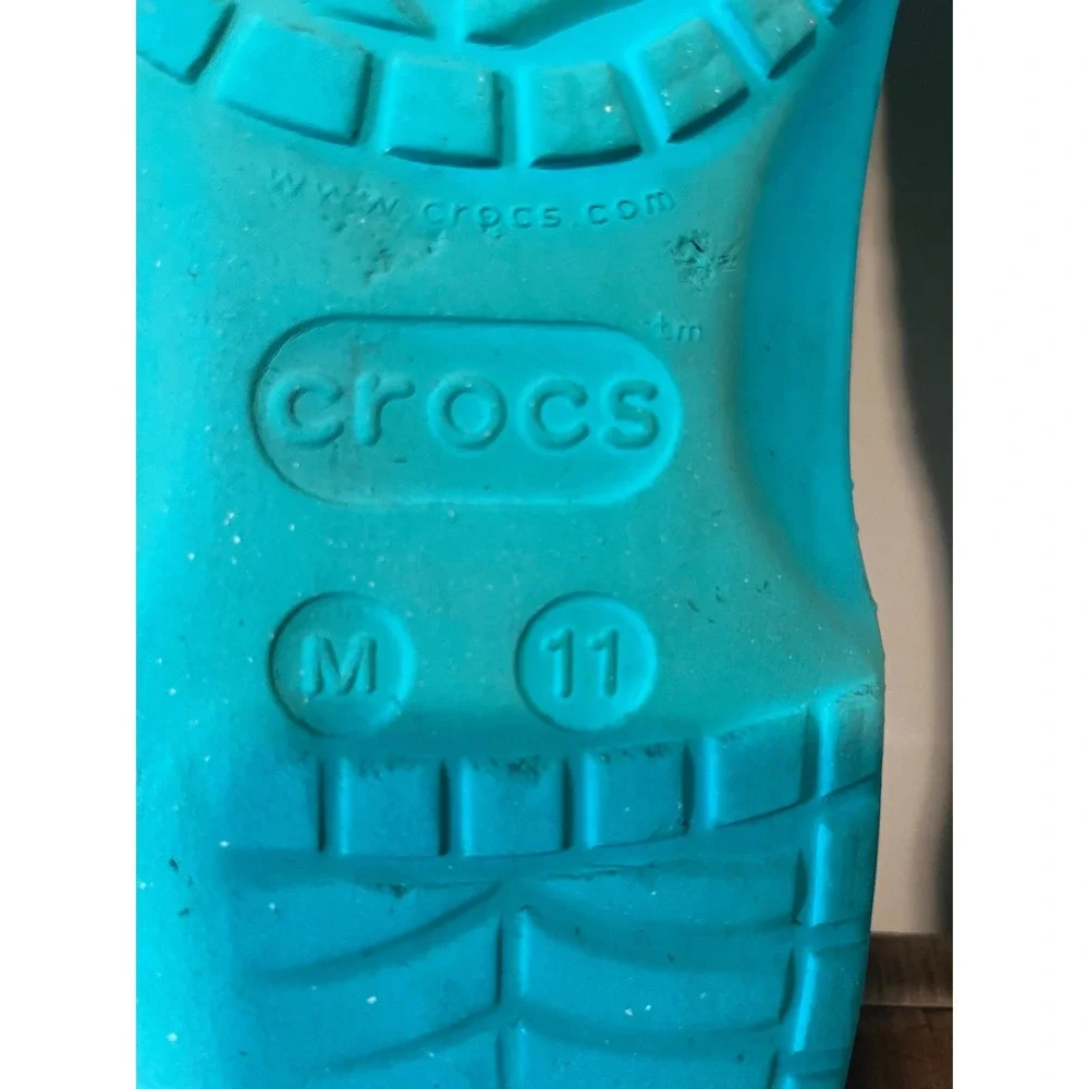 Crocs Classic Translucent Clog Digital Aqua Teal Jelly Mens 11 Jibbitz Charms